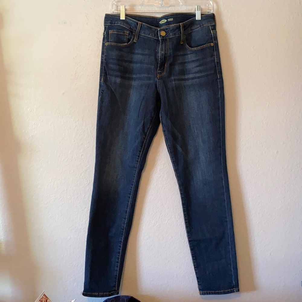 Old Navy Rockstar Super Skinny Jeans